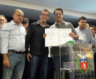 Pinhalão assina R$ 150 mil em convênio